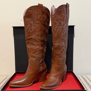 Isnom Women’s Elegant Brown Western Vegan Leather Heeled Boots